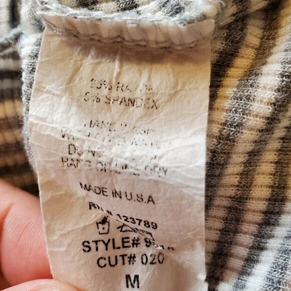 Vintage Havana Striped Cropped Tank Size Medium Juniors - Picture 6 of 6